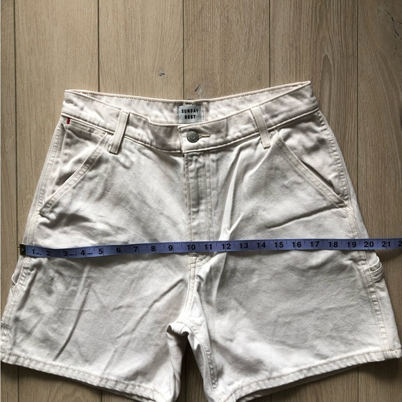 Aritzia Sunday Best Demo Cargo Short in Sandstorm - Picture 7 of 15
